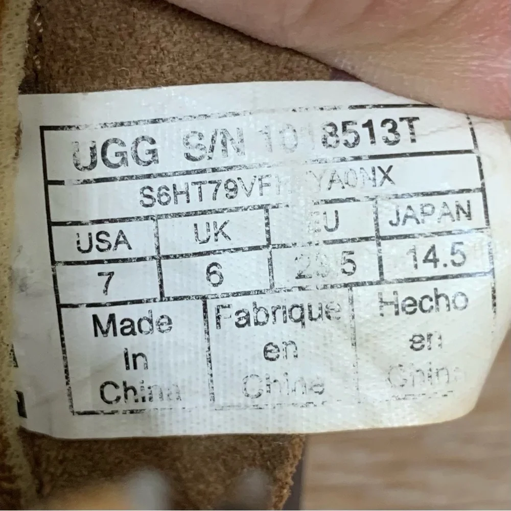 UGG Ager Kids Unisex Winter Warm Boots, Size 7